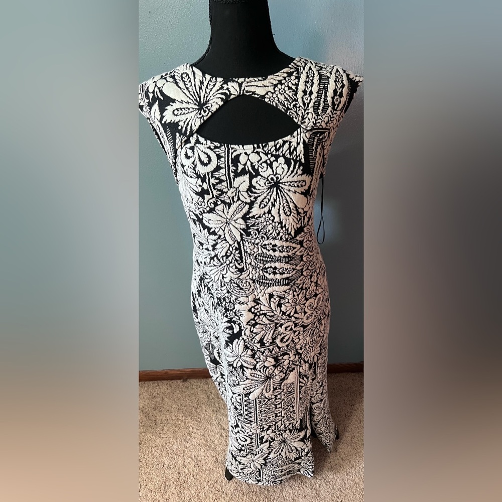 Black & White Floral Cutout Sheath Dress NWT